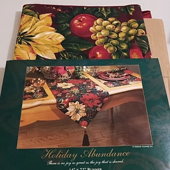 Hallmark Table Runner 72" - Picture 5 of 8